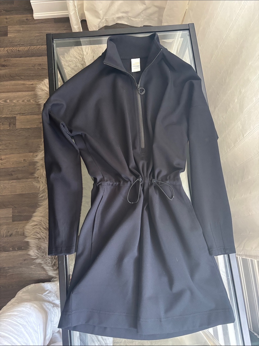 Lole Women’s Black Long-Sleeve Zip Front Drawstring Dress